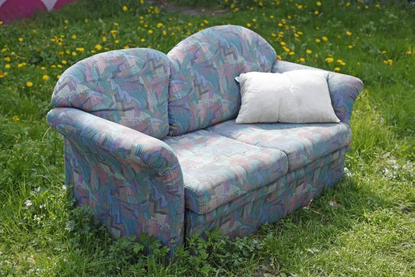 Couch Disposal in Schaumburg
